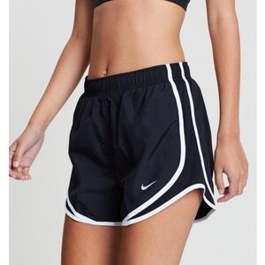 5/$25🏷 Excellent Nike Dri-FIT Tempo Running Shorts Black White Women's Medium